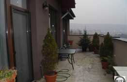 4 camere, decomandat, 158 mp, terasa 31 mp, zona strazii Plopilor