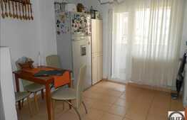 De vanzare apartament cu 2 camere, 50 mp, parcare, zona UMF