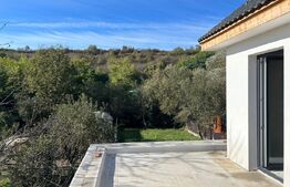 Casă individuală de vanzare, 122 mp, garaj, Valea Seacă