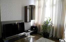 De vanzare apartament 4 camere, 120 mp, 2 locuri de parcare, zona centrala!