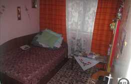 Vanzare apartament 3 camere, 68 mp, garaj, boxa, zona strazii Alexandru Vlahuta