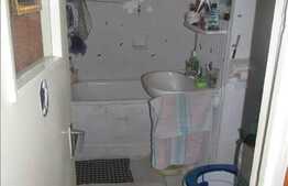 Vanzare apartament 3 camere, 68 mp, garaj, boxa, zona strazii Alexandru Vlahuta