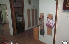 Vanzare apartament 3 camere, 68 mp, garaj, boxa, zona strazii Alexandru Vlahuta