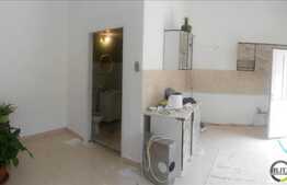 De vanzare apartament 1 camera, 40 mp, parcare, garaj, boxa, zona 7 Strazi !