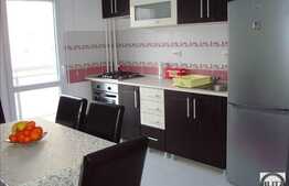 Apartament de vanzare, 2 camere, decomandat, etaj intermediar, zona Primaverii!