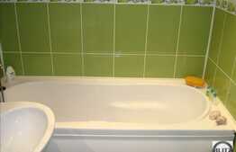 Apartament de vanzare, 2 camere, decomandat, etaj intermediar, zona Primaverii!