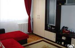 Apartament de vanzare, 2 camere, decomandat, etaj intermediar, zona Primaverii!