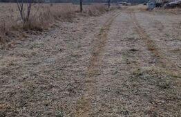 Teren intravilan de vanzare, 867 mp, 30 ml deschidere, regim P+2, zona Stupini