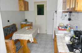 Vanzare apartament 4 camere, decomandat, 81.5 mp utili, zona Big