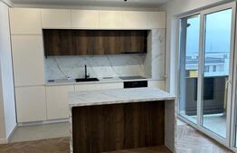 Apartament de vanzare, cu 3 camere, 70 mp, zona Dambul-Rotund