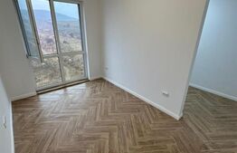 Apartament de vanzare, cu 3 camere, 70 mp, zona Dambul-Rotund