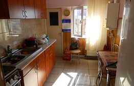 De vanzare apartament 4 camere, 77 mp, boxa subsol, zona Expo Transilvania