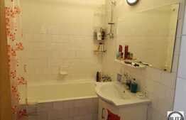 Vanzare apartament 3 camere,65 mp, boxa subsol, parcare, zona strazii Dambovitei