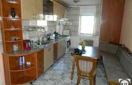 Vanzare apartament 3 camere,65 mp, boxa subsol, parcare, zona strazii Dambovitei