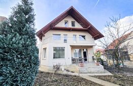 Oportunitate de investiție! Casă de vanzare, cu 8 camere, 382 mp, zona Gruia