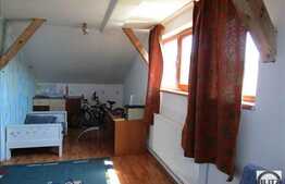 Apartament 7 camere, 130 mp, scara interioara, parcare, zona strazii Campului