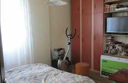 Vanzare apartament 3 camere, 79 mp, decomandat, boxa, zona strazii Arinilor