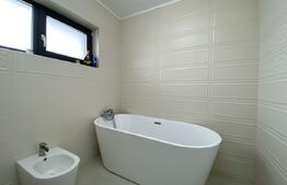 Casa de vanzare, 5 camere, 170 mp, mobilata la cheie, zona Dezmir