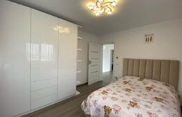 Casa de vanzare, 5 camere, 170 mp, mobilata la cheie, zona Dezmir