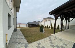 Casa de vanzare, 5 camere, 170 mp, mobilata la cheie, zona Dezmir