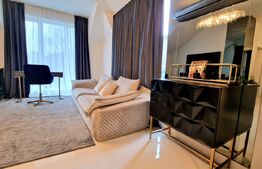 Apartament la vilă, 3 camere, 82 mp, 5 balcoane, 3 bai, parcare, zona Vivo