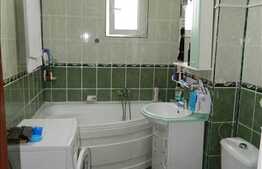 Vanzare apartament 3 camere, 80 mp, loc parcare, zona strazii Pintea Viteazul