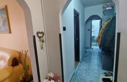 Apartament de vanzare, cu 4 camere, 78 mp, decomandate, zona Marasti