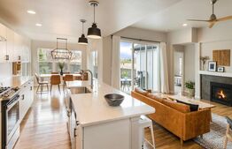 Penthouse de vanzare, 5 camere, 116 mp + balcon 7 mp, zona-Tractorul