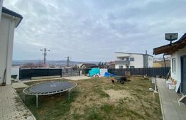 Casa cu piscina mobilata la cheie