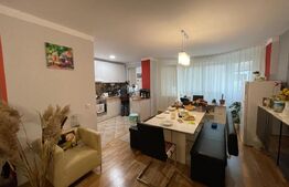 Apartament cu 3 camere, 115 mp, balcon 6 mp, parcare inclusă, zona Europa