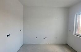 Casa in regim cuplat, 6 camere, 320 mp utili, teren 612 mp, situata in Borhanci