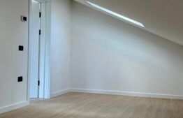 Aparetament de vanzare, 4 camere, 83,26 mp, in Poiana Brasov