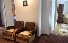 3 camere, 76 mp, decomandat, mobilat complet, parcare, zona Piata Cipariu