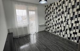 Apartament 2 camere, etaj intermediar, parcare, zona VIVO