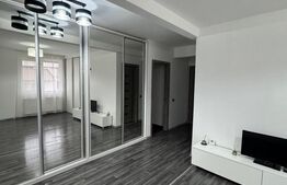 Apartament 2 camere, etaj intermediar, parcare, zona VIVO
