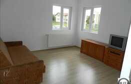 Vanzare apartament 2 camere, 56 mp, decomandat, zona strazii Urusagului!
