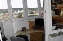 4 camere, decomandat, 82,98 mp, etaj intermediar, boxa, zona Calea Floresti