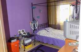 4 camere, decomandat, 82,98 mp, etaj intermediar, boxa, zona Calea Floresti