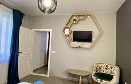 Casa LUX cu 3 camere, 81 mp, parcare, zona semicentrala