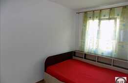 Vanzare apartament 4 camere, 52,70 mp, etaj intermediar, zona strazii Parang