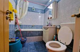 Apartament de vanzare, cu 3 camere, 64 mp, zona Intre Lacuri