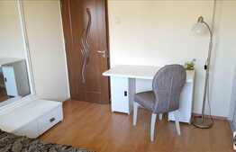 Vanzare apartament 3 camere, 77 mp, parcare, boxa, zona GRADINI MANASTUR