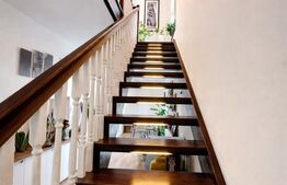 Apartament tip Penthouse, 170mp, parcare, terasa, zona Andrei Muresanu