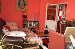 De vanzare apartament cu 2 camere, cu 2 balcoane, 60 mp