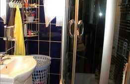 De vanzare apartament cu 2 camere, cu 2 balcoane, 60 mp