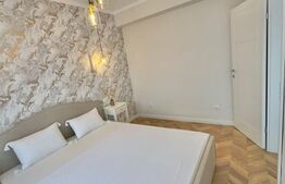 Apartament semidecomandat, totul nou, terasa de 15 mp, parcare, zona Terra