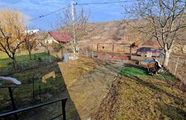 Casa individuala 90mp,teren 1000mp,situata in Dezmir