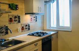 Apartament 3 camere, 72 mp, decomandat, garaj, parcare, boxa, zona strazii Vanatorului