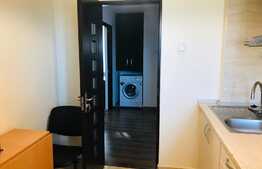 Apartament 3 camere, 72 mp, decomandat, garaj, parcare, boxa, zona strazii Vanatorului