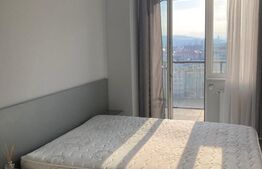 Apartament 3 camere, 53 mp, semidecomandat, cu parcare subterana, zona Centrala